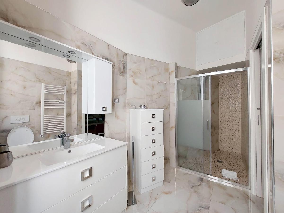4Bnb - Luxury Mazzini Apartment Rome Bagian luar foto